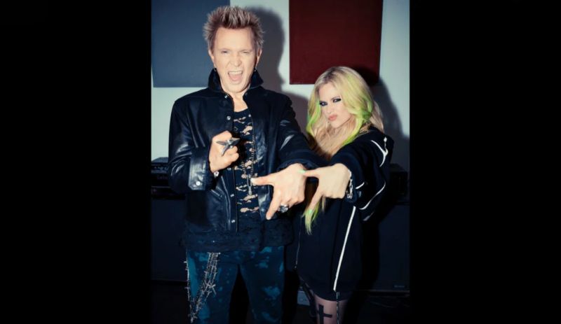 billy-idol_93GLfuX5
