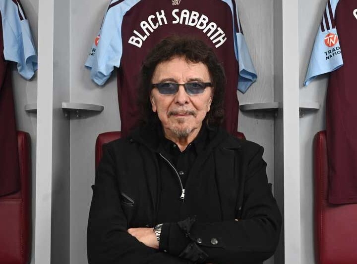 iommi_4ewnY7Gq